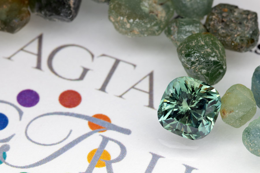 2016 AGTA Spectrum Award Winner